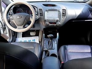 KIA K3 - Vista 10