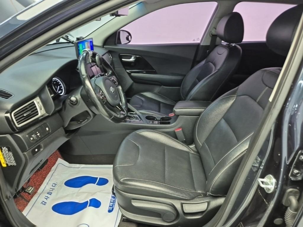 KIA Niro - Vista 11