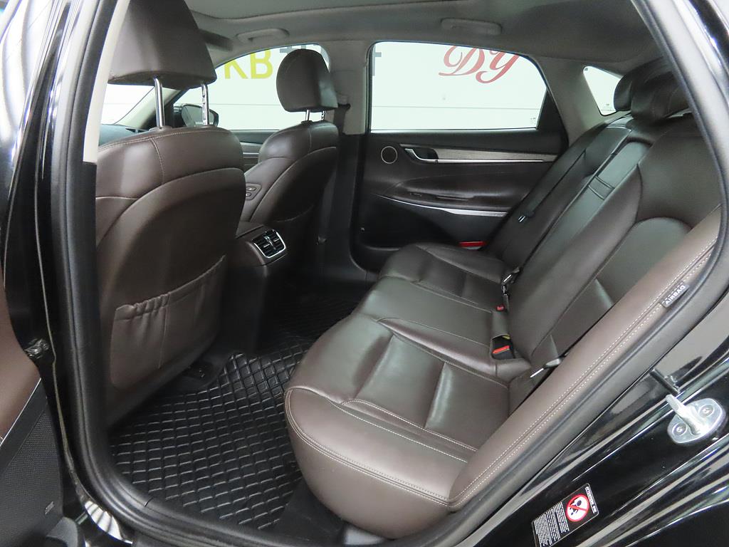 HYUNDAI Grandeur - Vista 6