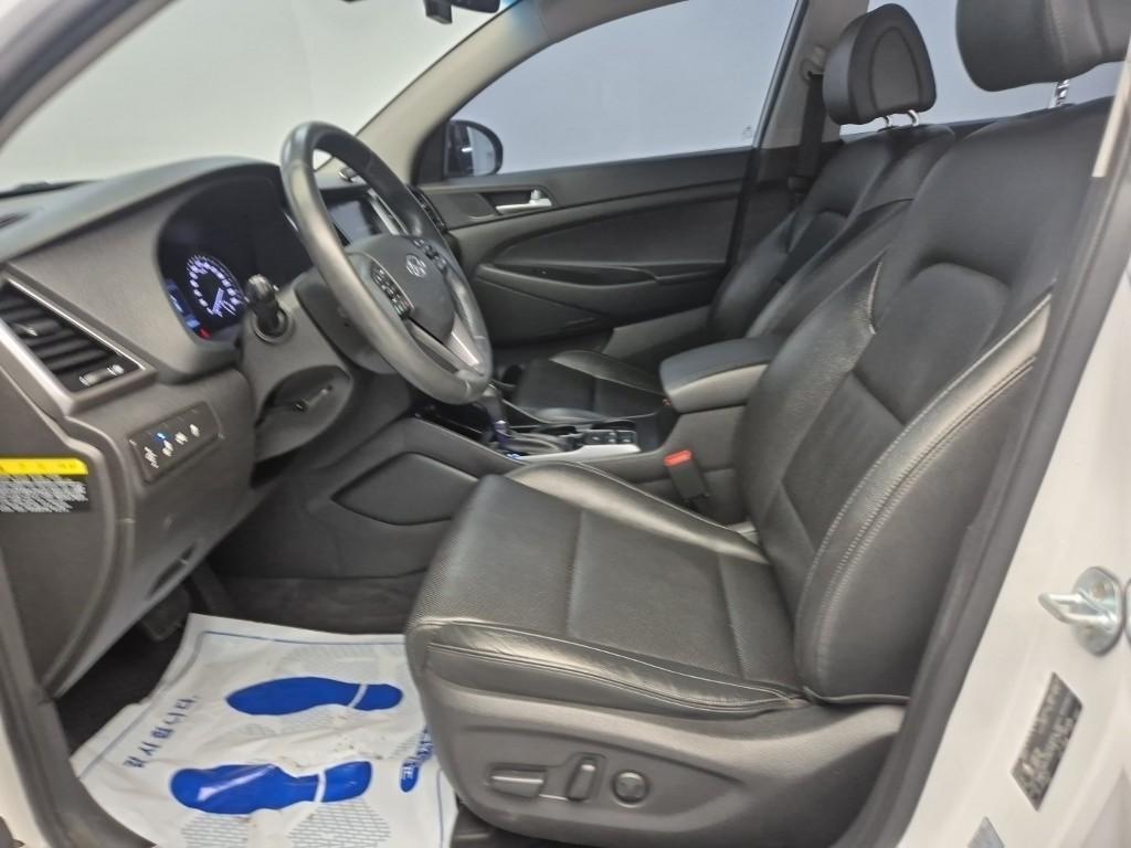 HYUNDAI Tucson - Vista 11