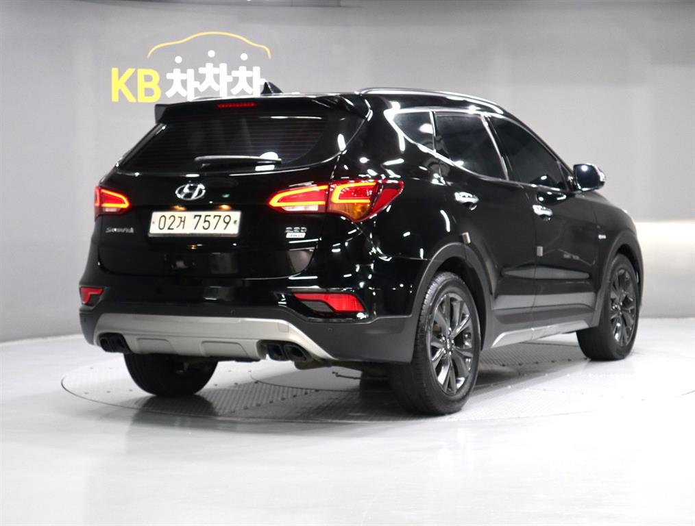 HYUNDAI Santa Fe - Vista 4