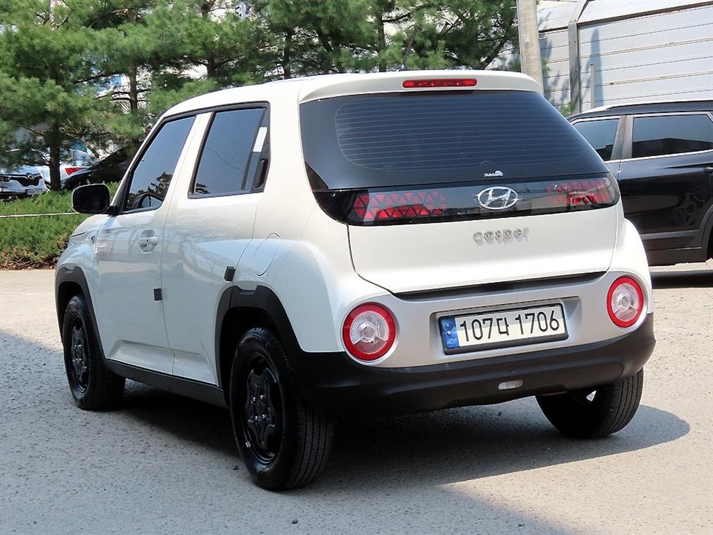HYUNDAI Casper - Vista 3
