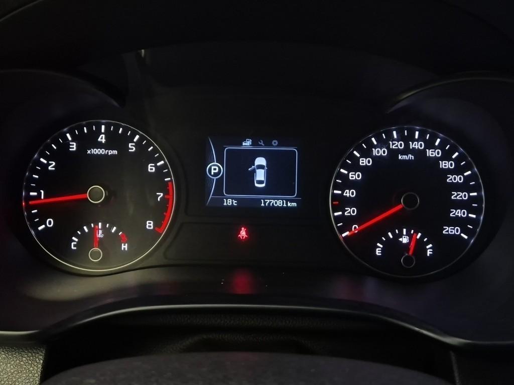 KIA K5 - Vista 6