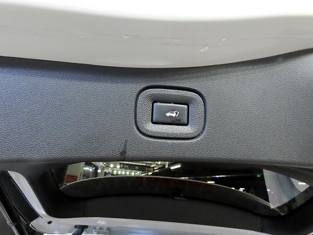 SAMSUNG QM6 2020 Blanco - Importación desde Corea - HF Imports Iquique - Foto 16