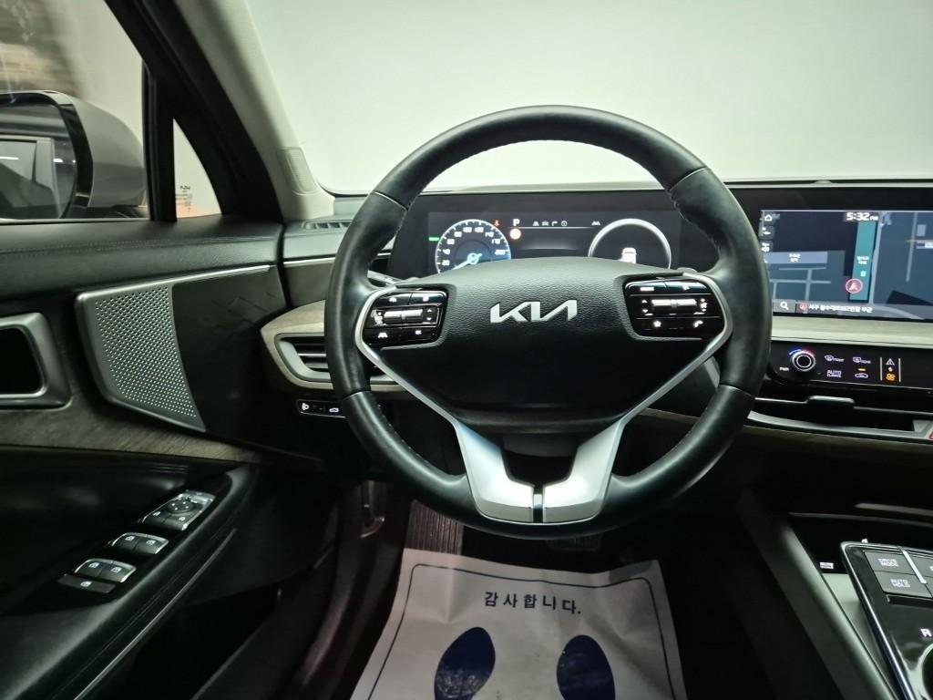 KIA K8 - Vista 6