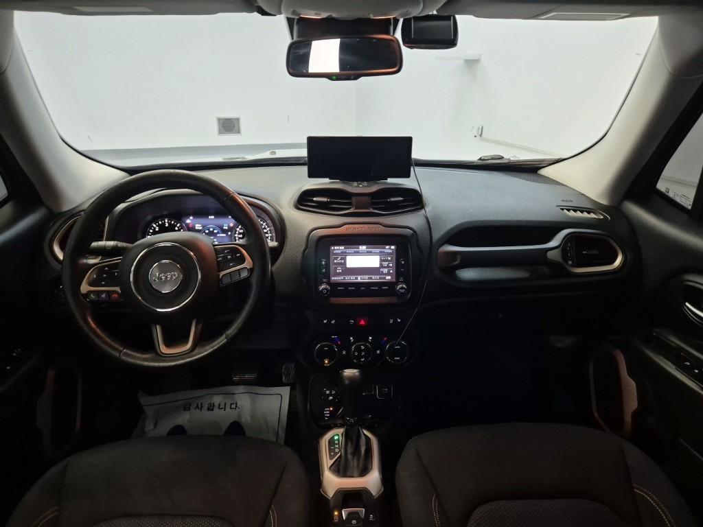 Jeep Renegade - Vista 7