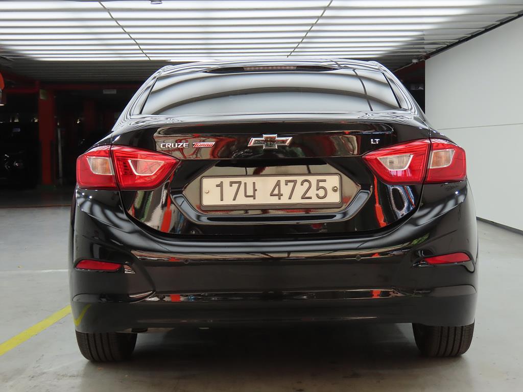 Chevrolet Cruise - Vista 3