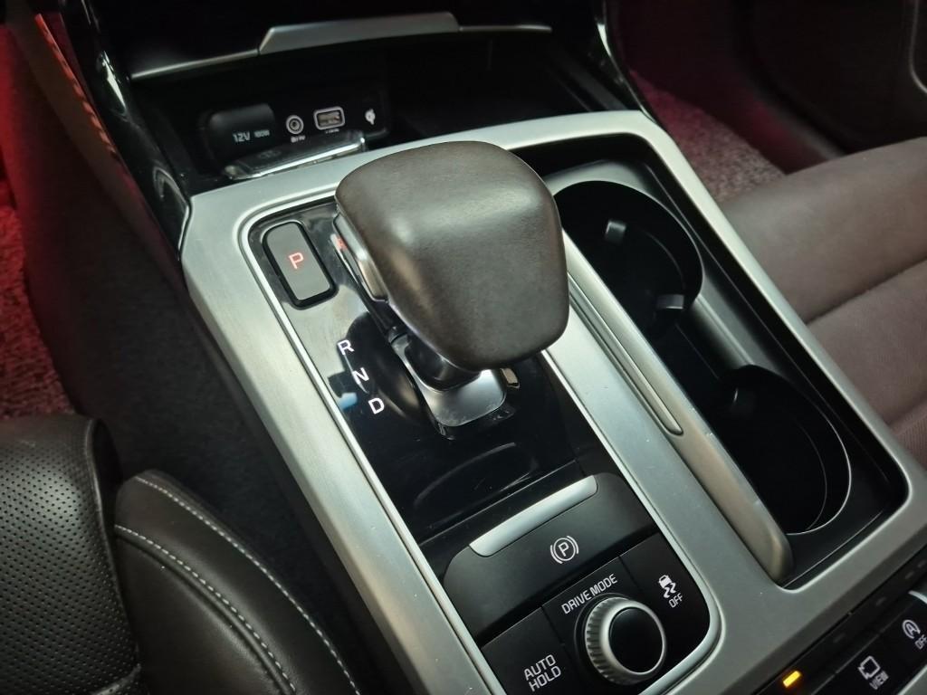 KIA Stinger - Vista 8