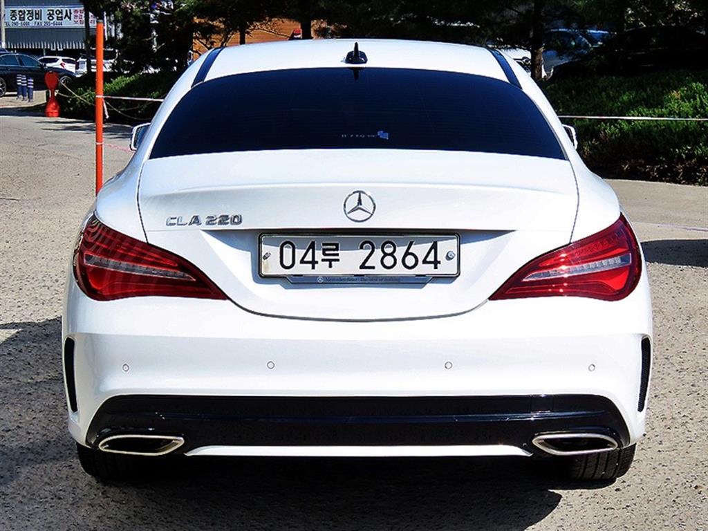 Mercedes Benz CLA Class - Vista 4