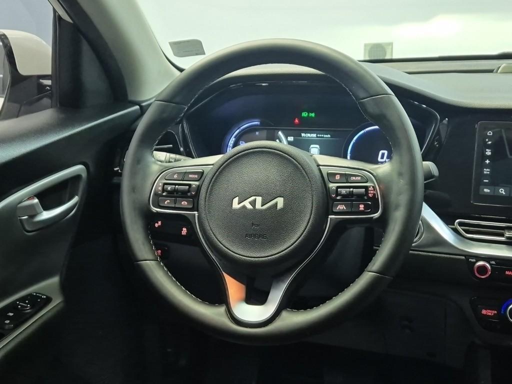 KIA Niro - Vista 9