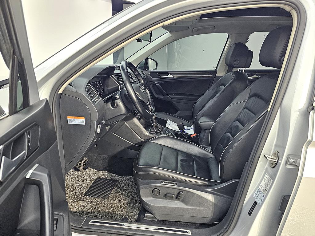 Volkswagen Tiguan - Vista 8