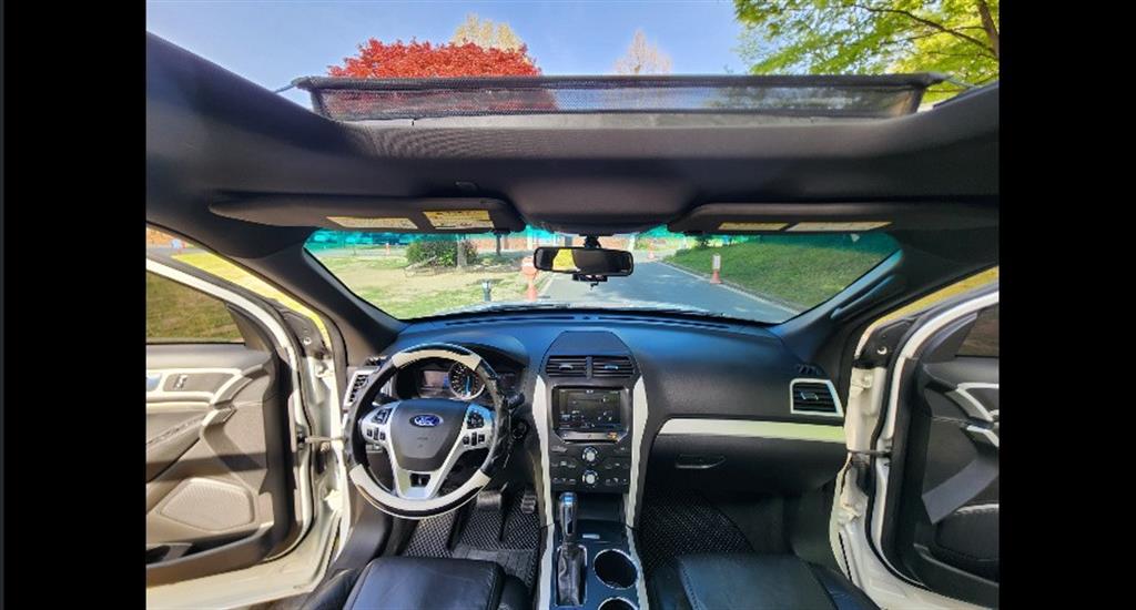 Ford Explorer - Vista 11