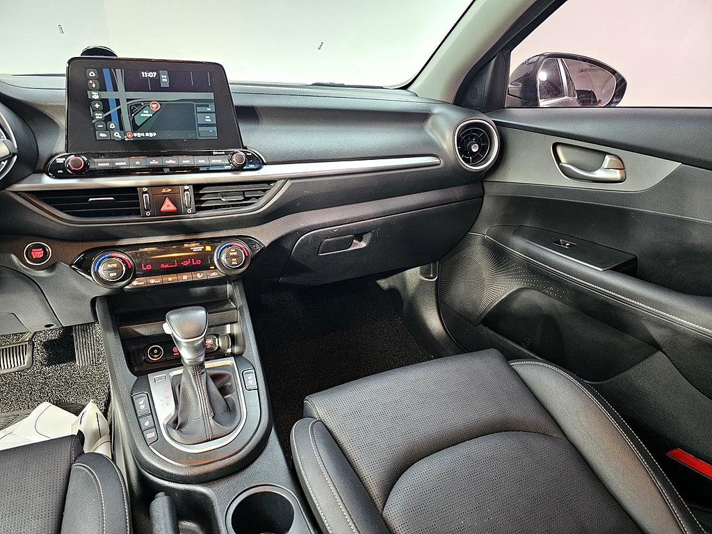 KIA K3 - Vista 10