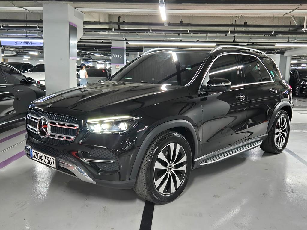 Mercedes Benz GLE Class - Vista 2