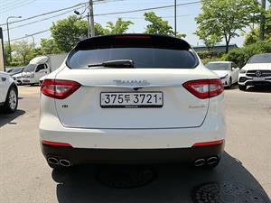 Maserati Levante - Vista 6