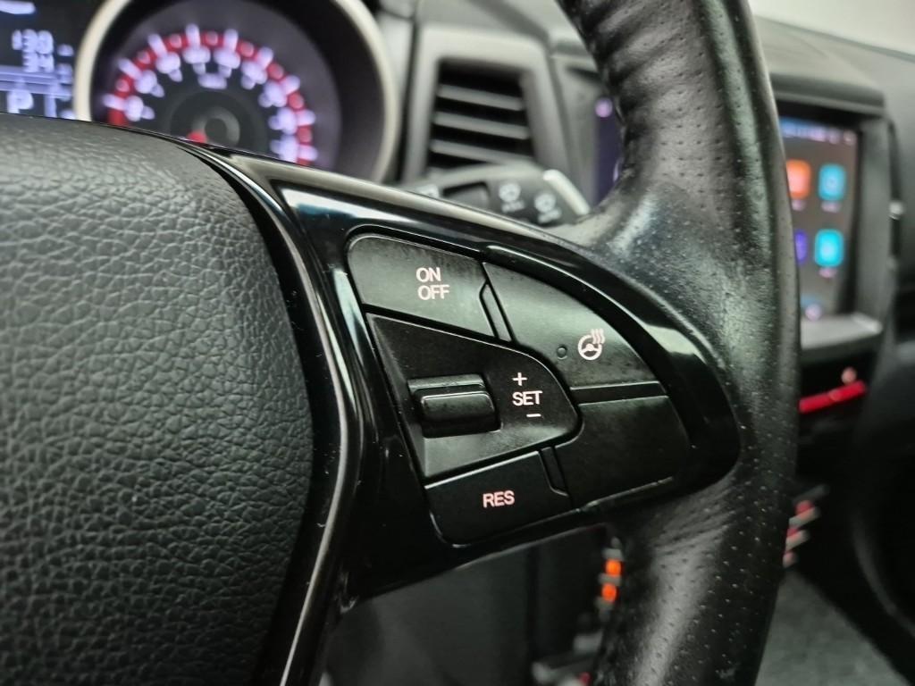 Ssangyong Tivoli 2016 Blanco - Importación desde Corea - HF Imports Iquique - Foto 16