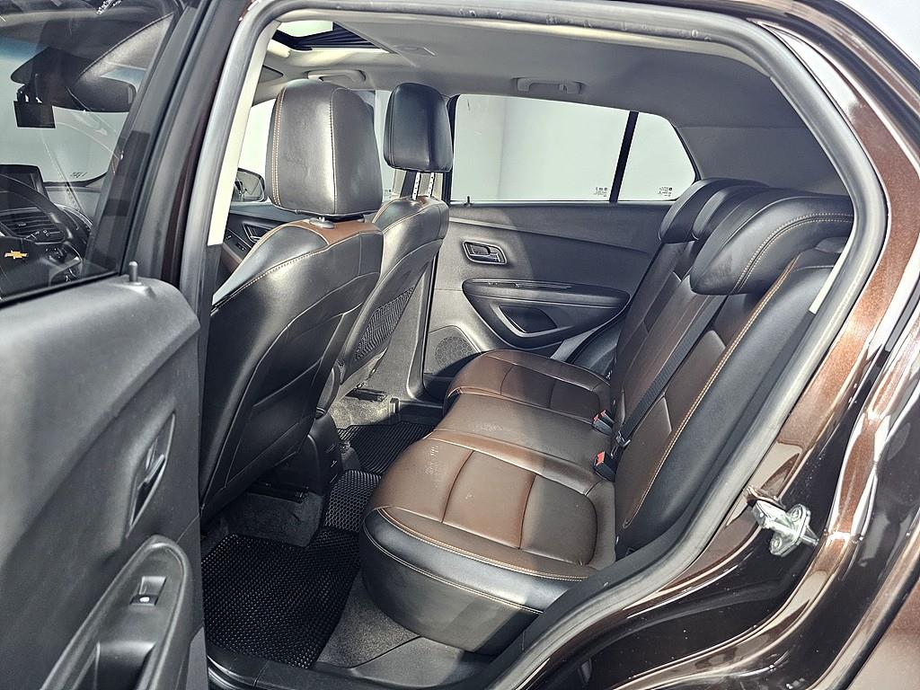 Chevrolet Trax - Vista 9