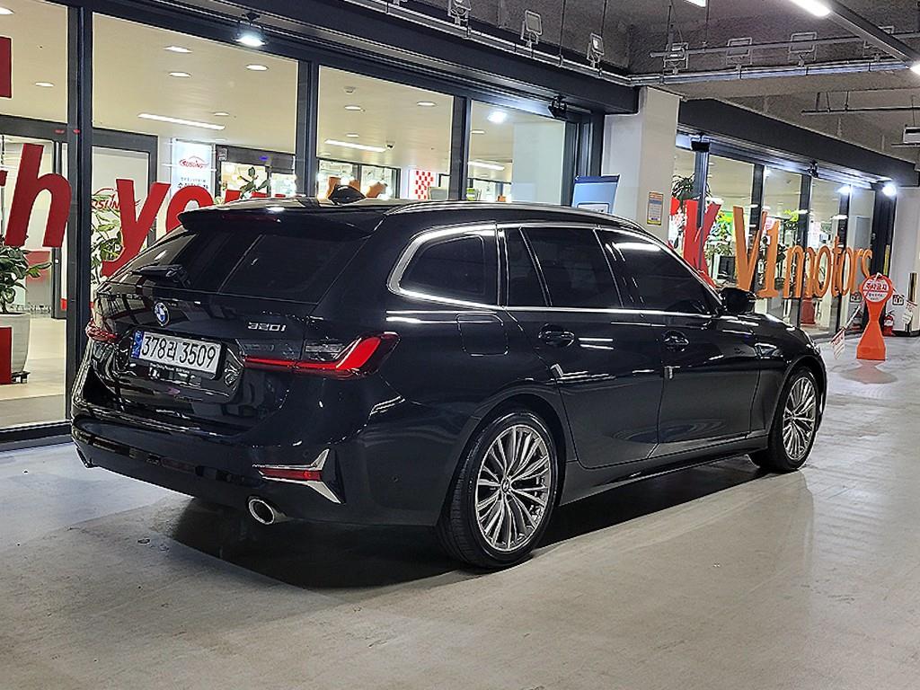 BMW 3 series - Vista 4