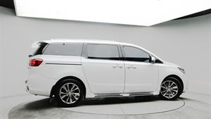 KIA Carnival - Vista 8