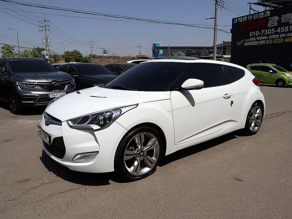 HYUNDAI Veloster - Vista 3