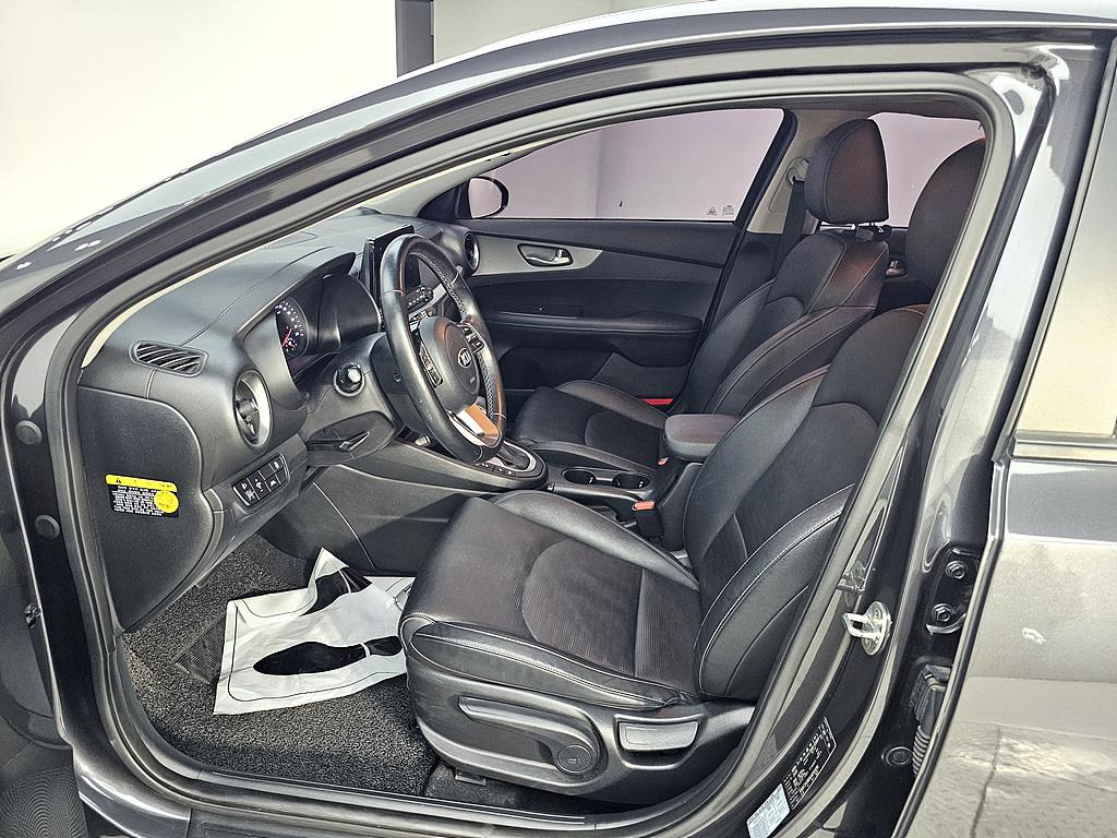 KIA K3 - Vista 8