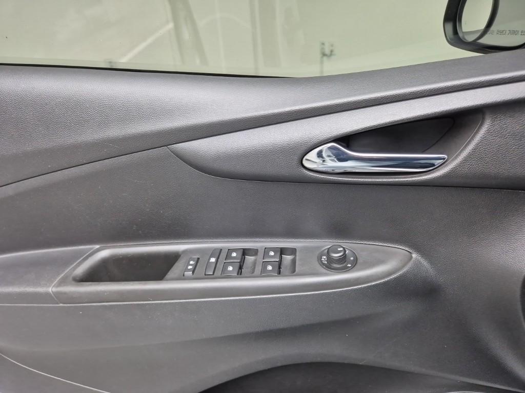 Chevrolet Spark 2016 Blanco - Importación desde Corea - HF Imports Iquique - Foto 18