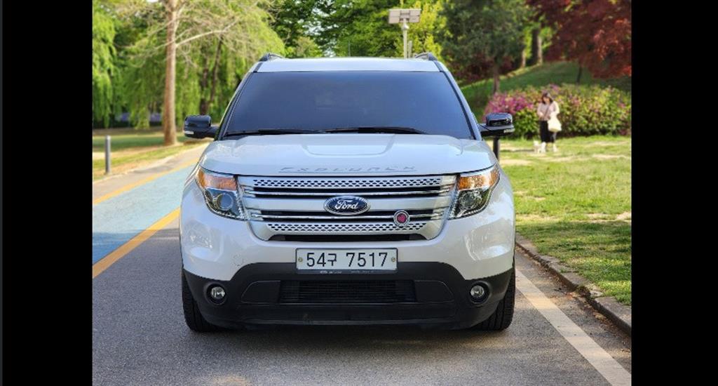 Ford Explorer - Vista 3