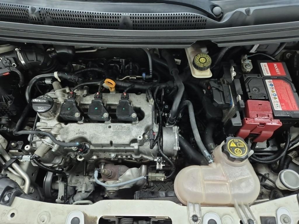 Chevrolet Spark - Vista 5