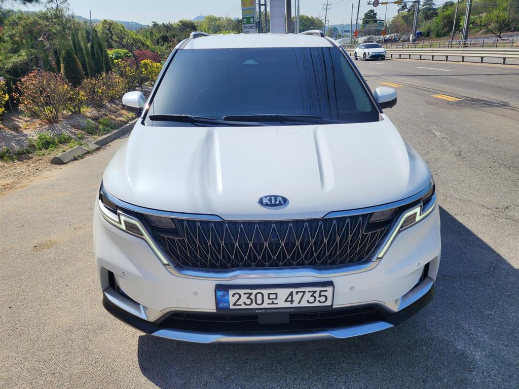 KIA Carnival 2021 Blanco - Importación desde Corea - HF Imports Iquique - Foto 1