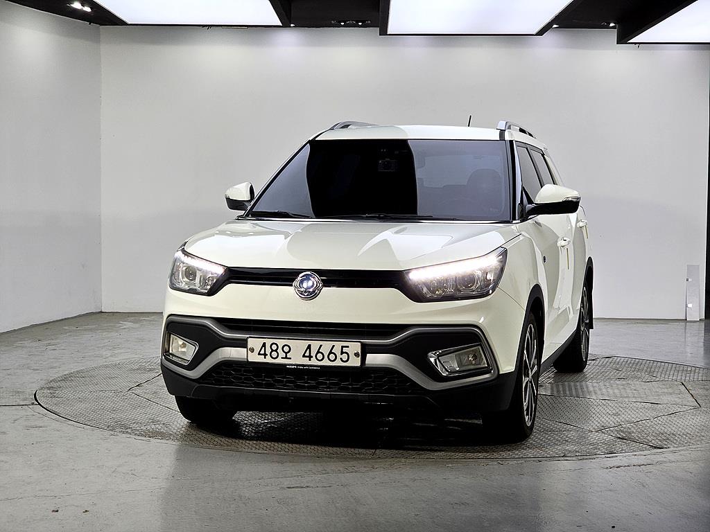 Ssangyong Tivoli - Vista 2
