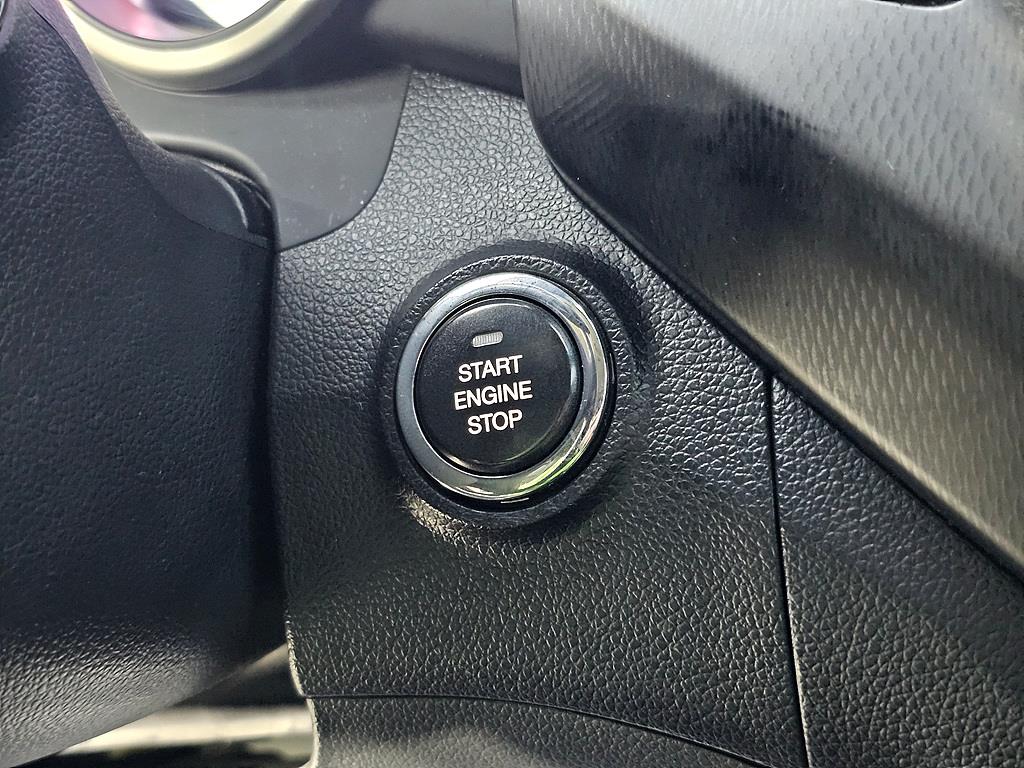 Ssangyong Tivoli 2017 Blanco - Importación desde Corea - HF Imports Iquique - Foto 13