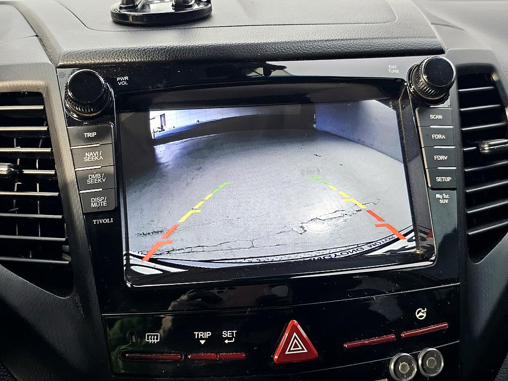 Ssangyong Tivoli 2017 Blanco - Importación desde Corea - HF Imports Iquique - Foto 14