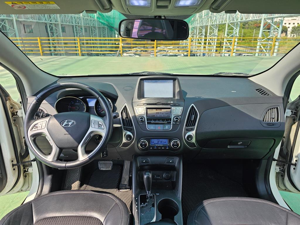 HYUNDAI Tucson - Vista 8