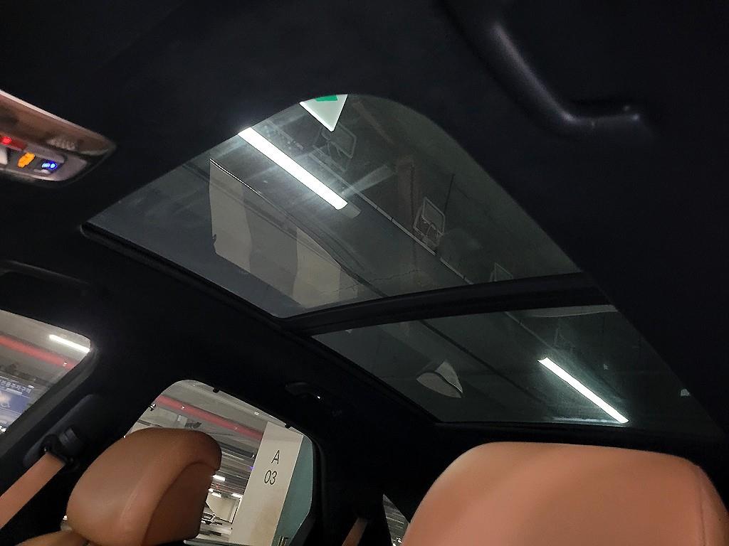 Genesis GV70 2023 Blanco - Importación desde Corea - HF Imports Iquique - Foto 14
