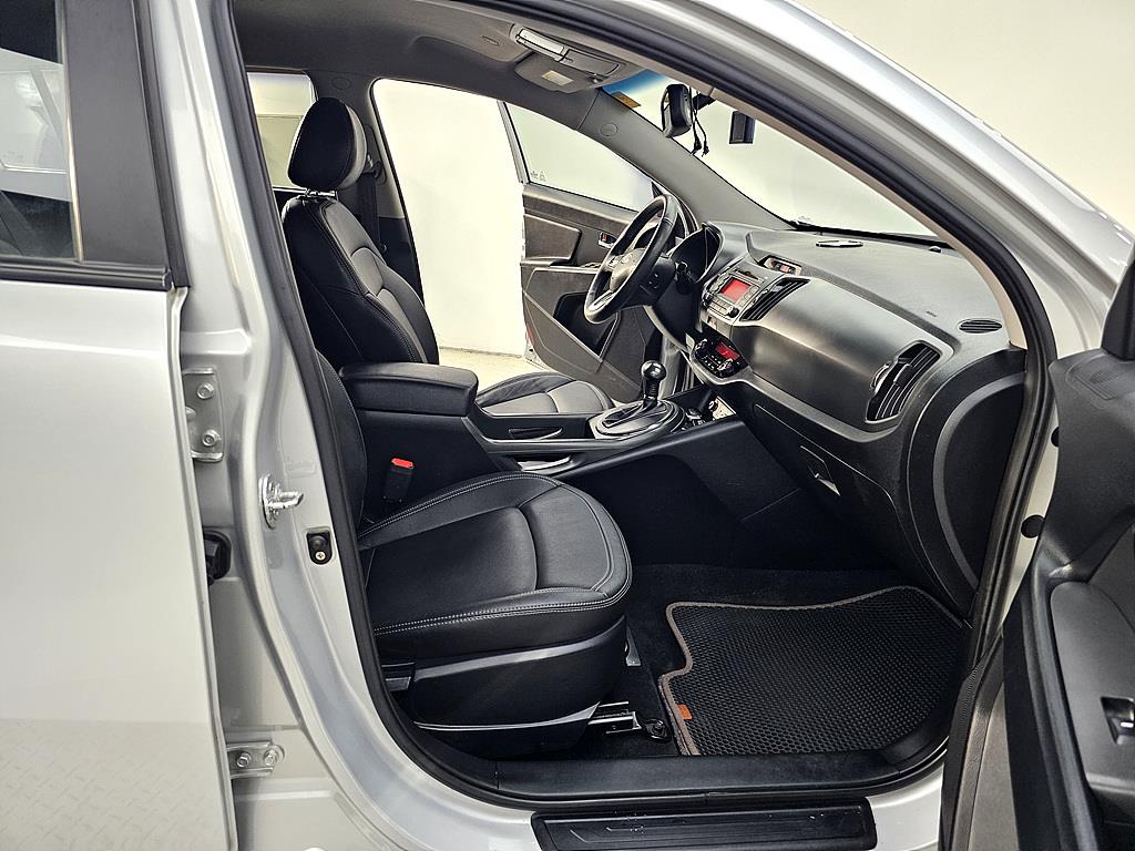 KIA Sportage - Vista 11