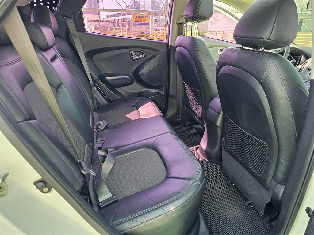 HYUNDAI Tucson - Vista 12