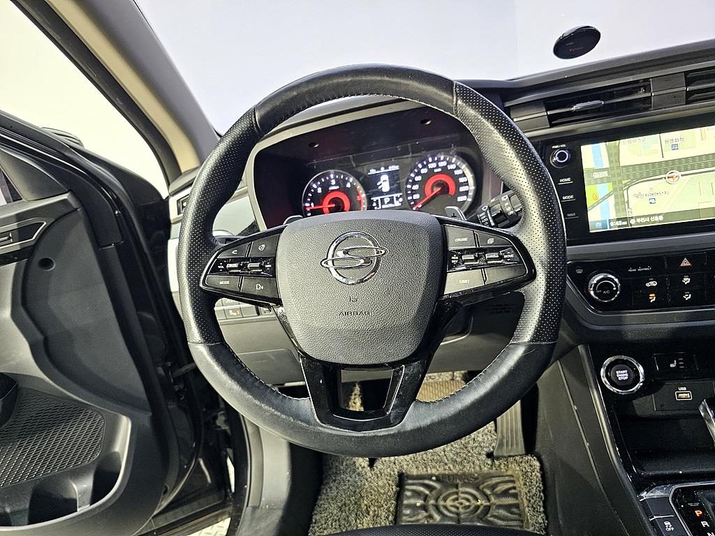 Ssangyong Korando - Vista 12