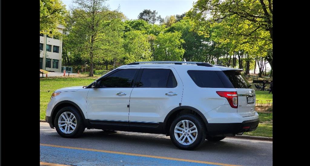 Ford Explorer - Vista 7