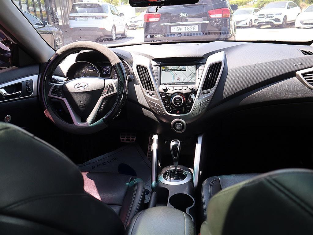 HYUNDAI Veloster - Vista 9