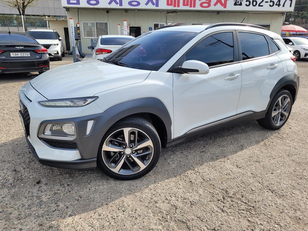 HYUNDAI Kona - Vista 2