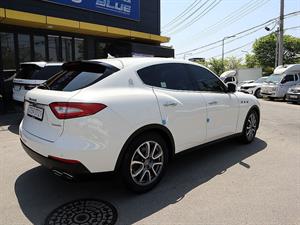 Maserati Levante - Vista 8