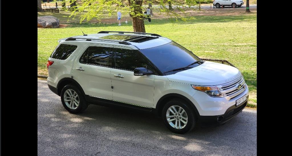 Ford Explorer - Vista 9