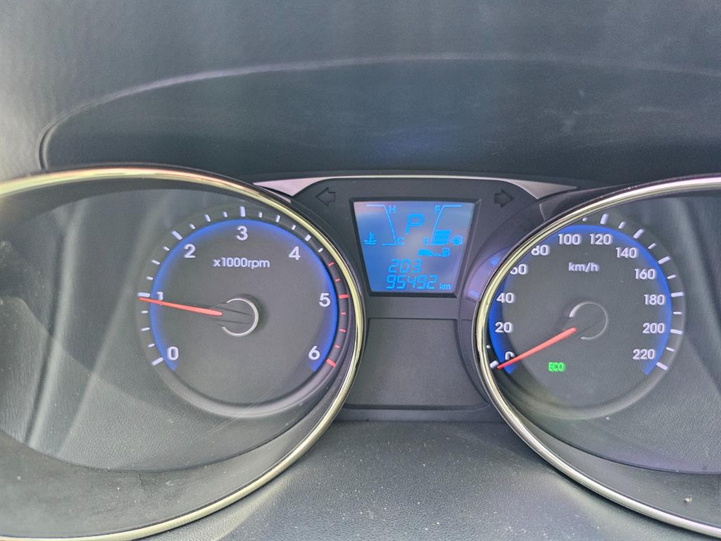 HYUNDAI Tucson 2011 Blanco - Importación desde Corea - HF Imports Iquique - Foto 13
