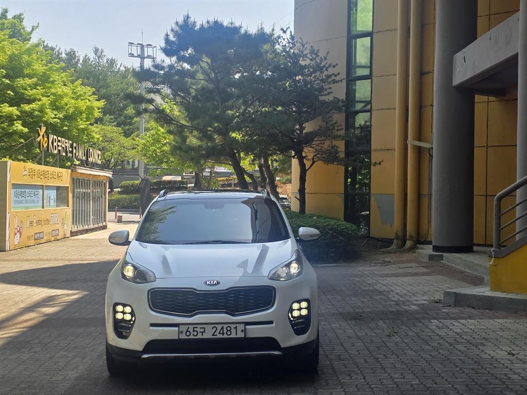 KIA Sportage 2017 Blanco - Importación desde Corea - HF Imports Iquique - Foto 1