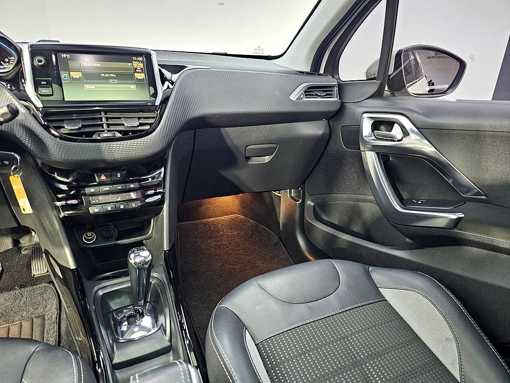 Peugeot 2008 - Vista 10