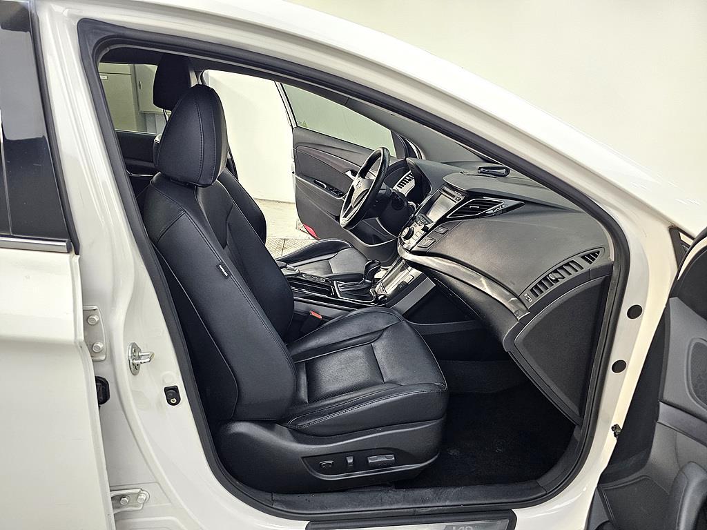 HYUNDAI i40 - Vista 11