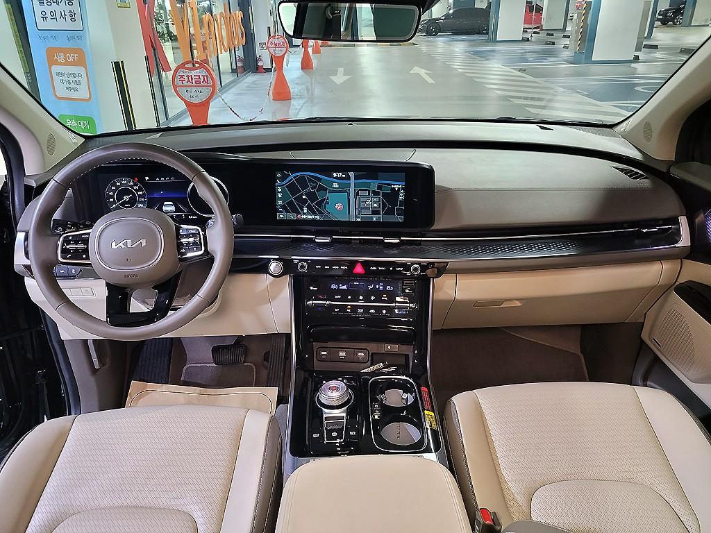 KIA Carnival - Vista 6