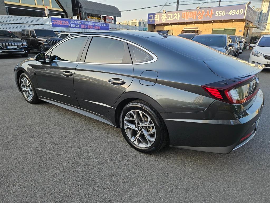 HYUNDAI Sonata - Vista 5