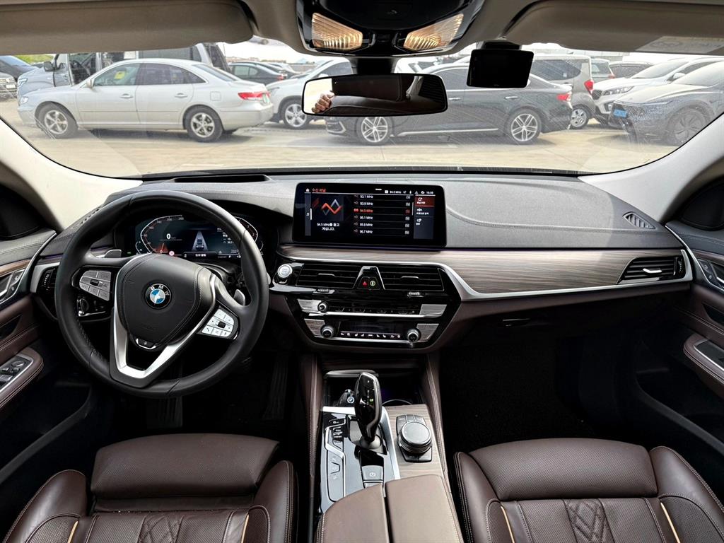 BMW Gran Turismo - Vista 6