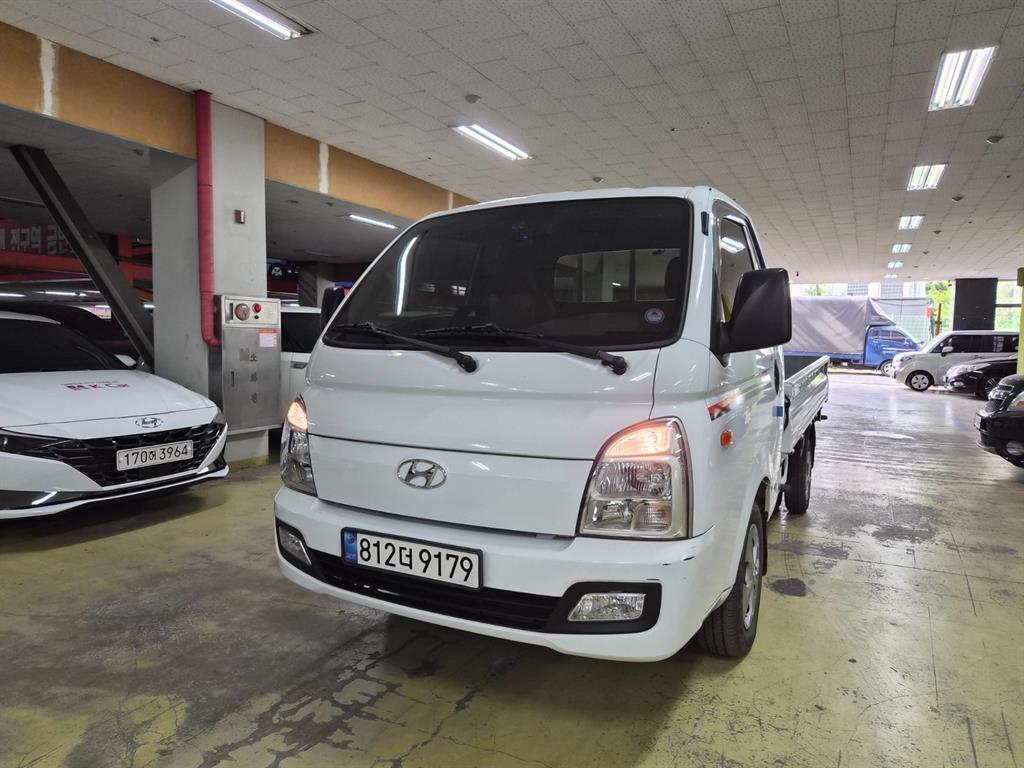 Small Truck Cargo (small) 2022 Blanco - Importación desde Corea - HF Imports Iquique - Foto 1